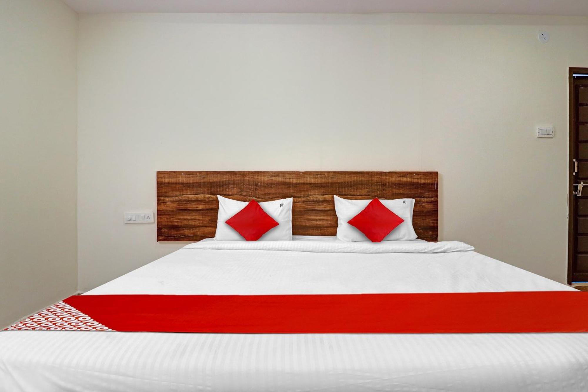 Hotel O R Square Inn Hajdarábád Exteriér fotografie